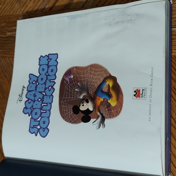 Disney Scary Storybook Collection - Picture 4 of 16